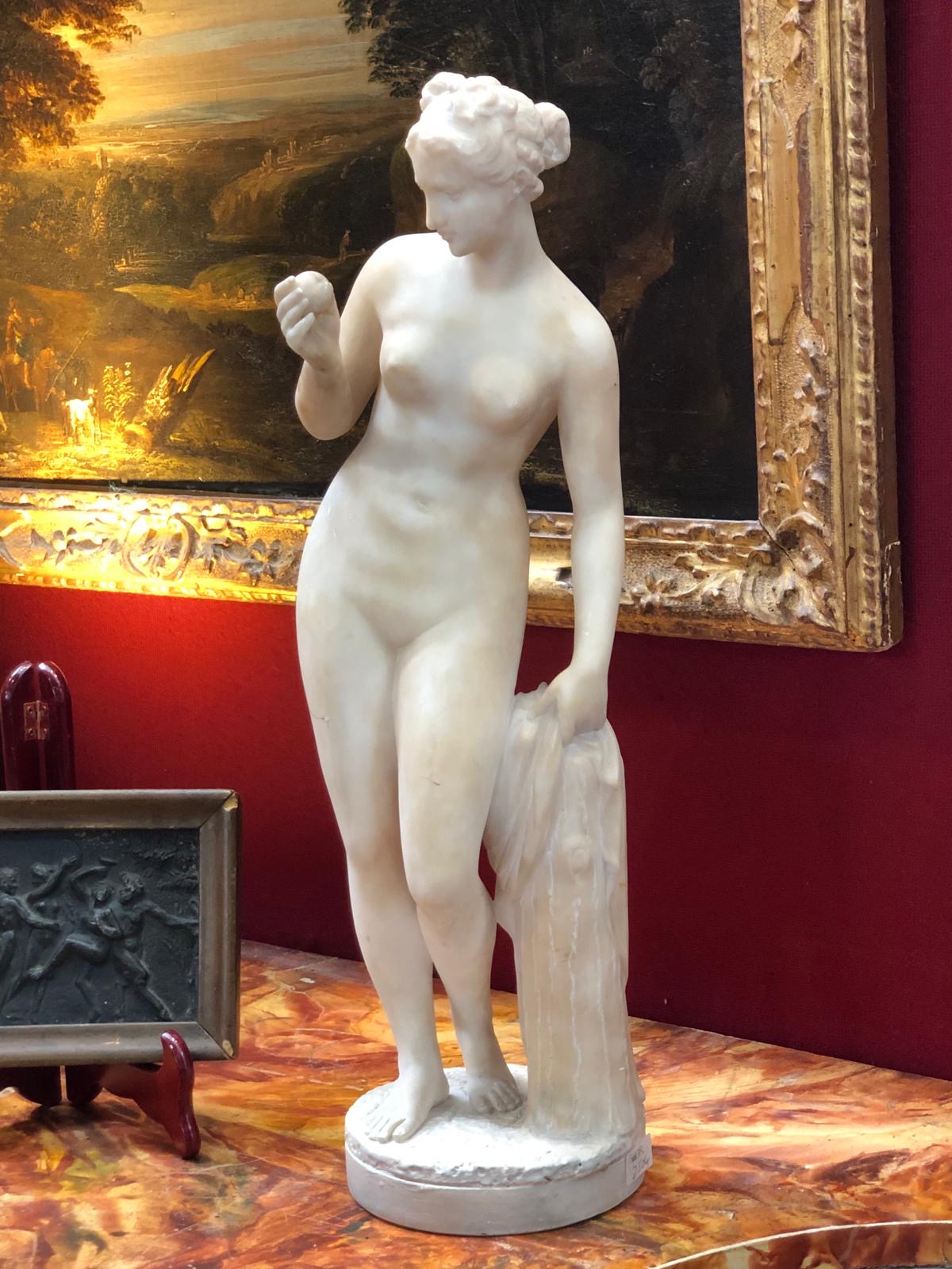 Statua di Venere in alabastro